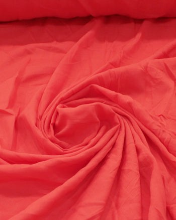 Tecido Cambraia de Viscose Coral Forte