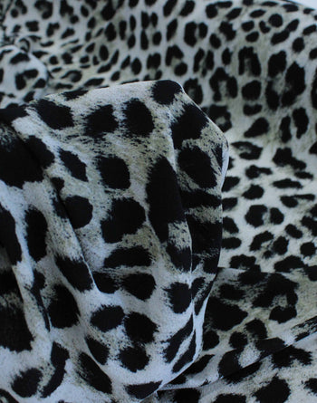Tecido Crepe Bubble com Elastano Animal Print Cinza