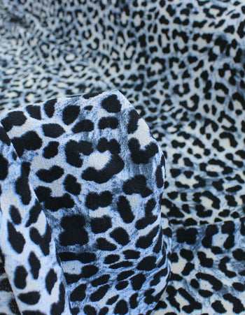Tecido Crepe Bubble com Elastano Animal Print Clássico