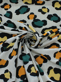 Tecido Linho Misto Leve Macro Animal Print Laranja verde e cru