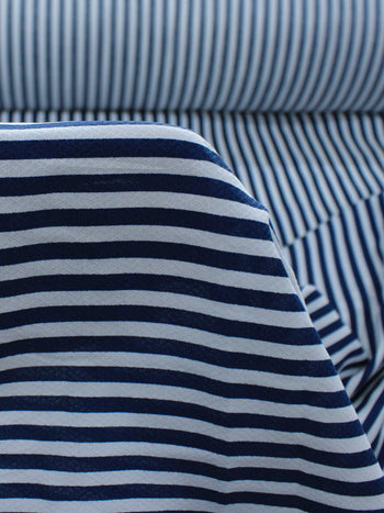 Tecido Viscose Mista Maquinetada Listras Azul Marinho e Branco