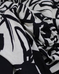 Tecido Viscose Premium Macro Costela de Adão Preto e Offwhie