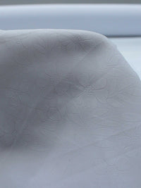 Tecido Jacquard Ramos e Flores Branco