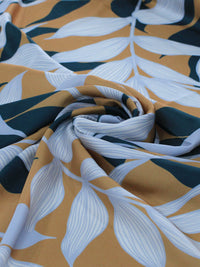 Tecido Crepe Italiano Macro Folhas Bege