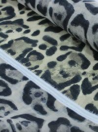 Tecido Cambraia Italiano Animal Print Clássico