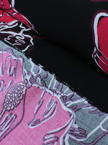 Tecido Viscose Macro Flores Pink e Preto