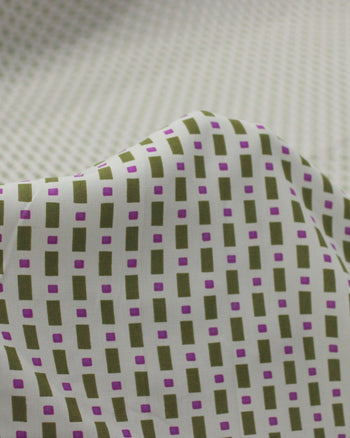 Tecido Viscose Desenhos Geométricos Verde e Roxo
