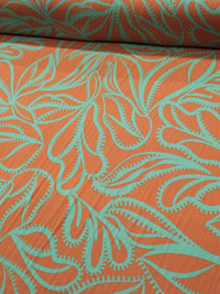 Tecido Viscose Texturizada Floral Verde e Laranja