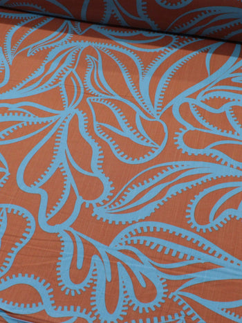 Tecido Viscose Texturizada Folhagem Abstrata Terracota e Turqueza