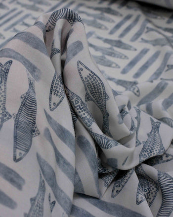 Tecido Viscose Premium Sardine Estampada Azul Ardósia e Creme