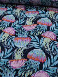 Tecido Viscose Texturizada Estampa Água-viva Rosa Azul e Preto