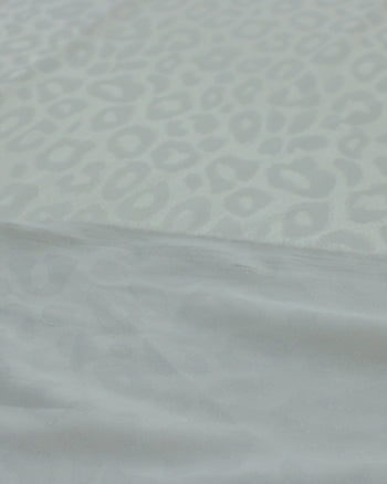 Tecido Cetim Brocado Animal Print Branco