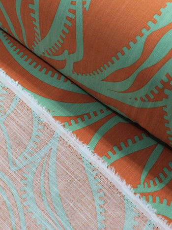 Tecido Viscose Texturizada Floral Verde e Laranja