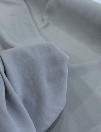 Tecido Crepe Chiffon Cinza