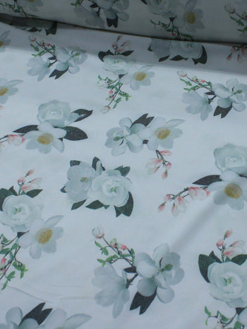 Tecido Sarja Mista com Elastano Flores Brancas e Branco