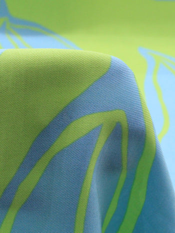 Tecido Viscose Sarjada Macro Folha Azul e Verde