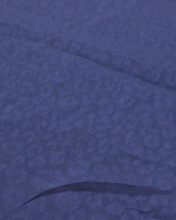 Tecido Crepe Brocado Animal Print Azul Marinho