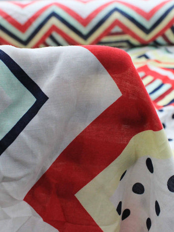 Tecido Viscose Estampa Chevron Etnico Amarelo Vermelho e Branco