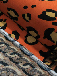 Tecido Crepe de Viscose Barrado Correntes e Animal Print Laranja