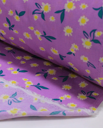 Tecido Viscose Tapete Floral Amarelo, Branco e Lilás