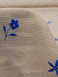 Tecido Cambraia de Algodão Bordada Flores e Micro Listras Azul Branco e Castanho