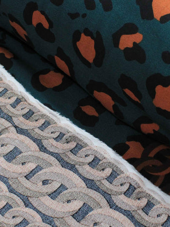Tecido Crepe de Viscose Barrado Correntes e Animal Print Marrom e Verde Petroleo