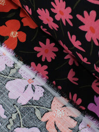 Tecido Viscose Texturizada Estampa Flores Rosa Laranja e Preto