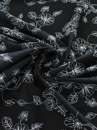 Tecido Alfaiataria de Viscose Bordada Floral Branco e Preto
