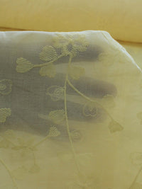 Tecido Cambraia de Algodão Bordada Corações Flores e Ramos Amarelo