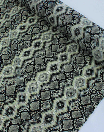 Tecido Crepe Bubble Étnico Verde Menta e Preto