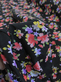 Tecido Cambraia de Algodão Floral Preto