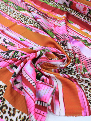 Tecido Crepe Silk Animal Print e Geométrico Rosa