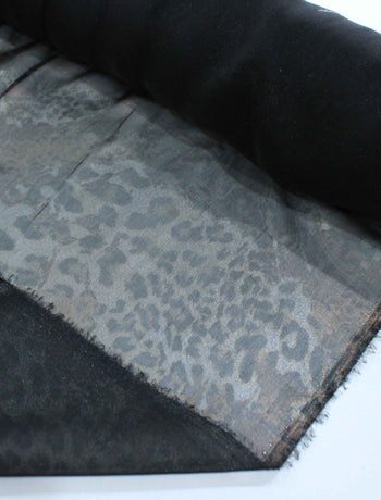 Tecido Crepe Chiffon com Foil Animal Print Dourado e Preto