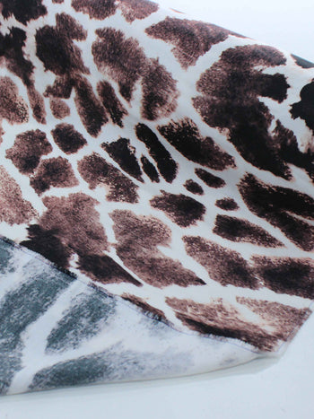 Tecido Viscose Italiana Macro Animal Print Tons de Marrom