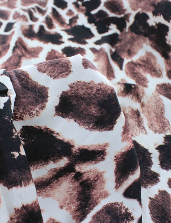 Tecido Viscose Italiana Macro Animal Print Tons de Marrom