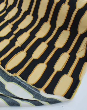 Tecido Viscose Italiana Cordas Abstratas Preto e Tons de Amarelo