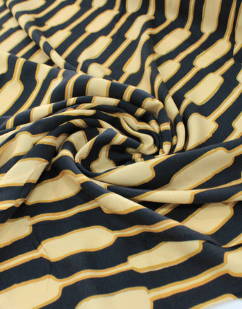 Tecido Viscose Italiana Cordas Abstratas Preto e Tons de Amarelo