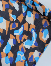 Tecido Crepe Chiffon Italiano Desenho Abstrato Tons de Azul e Argila