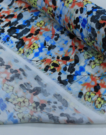Tecido Viscose Italiano Flores em Aquarela Amarelo