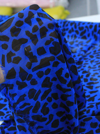 Tecido Crepe Chiffon Italiano Animal Print Azul e Preto