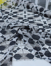 Tecido Crepe Chiffon Italiano Geométrico Cinza e Preto