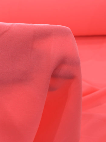Tecido Crepe de Alfaiataria Rosa Neon