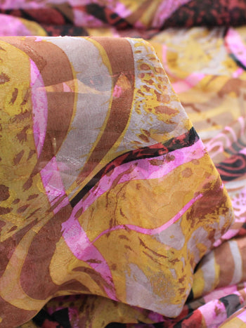 Tecido Crepe Chiffon Brocado Desenhos Abstratos Tons Terrosos e Rosa