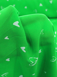 Tecido Crepe GGT Corações Verde e Branco