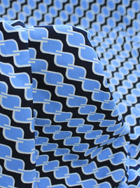Tecido Crepe Sarjado Geométrico Azul e Preto