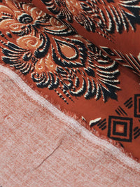 Tecido Viscose Barrado Simbolos Étnicos Terracota