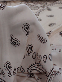 Tecido Viscose Premium Bandana Cashmere Bege e Preto