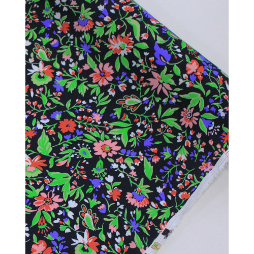 Tecido Crepe de Viscose Italiano Micro Ramos Florais Colorido e Preto