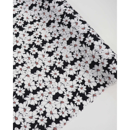 Tecido Viscose Desenho Floral Offwhite e Preto