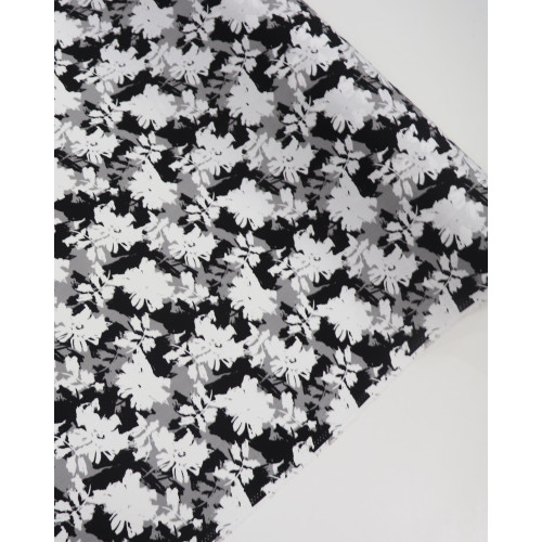 Tecido Viscose Texturizada Macro Flores Branco, Cinza e Preto